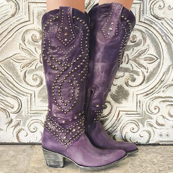 Joan | hohe Stiefel mit Metallnieten und Blockabsatz