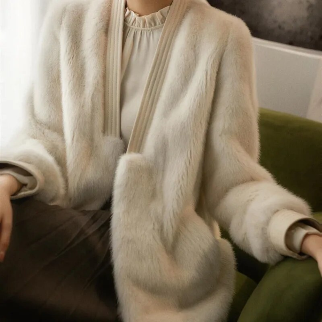 Cassia | Elegante Pelzjacke