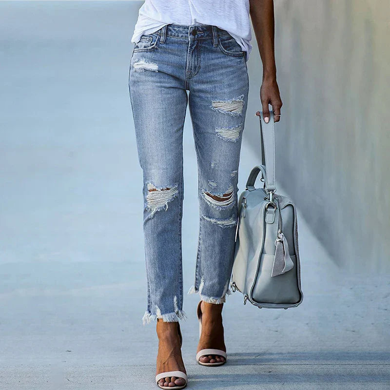 Nora | Distressed Jeans