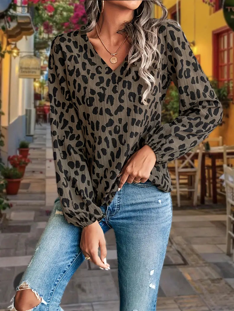 Mae | Bluse mit V-Ausschnitt und Leopardenmuster