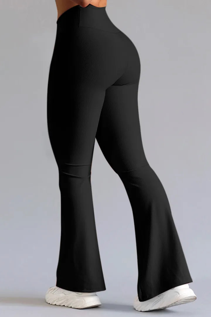 Felly Yoga-Hose mit asymmetrischem Bund.