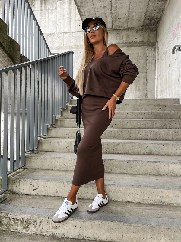 Sharon | Ärmelloses Kleid und Hoodie